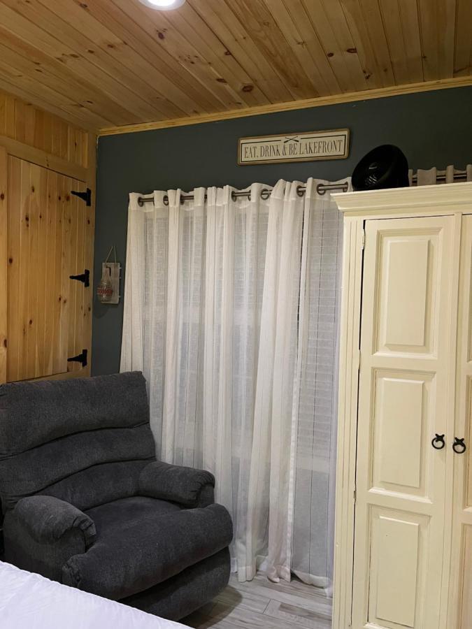 Perfect Cozy Lake Retreat - 1 bedroom Gilmanton Buitenkant foto